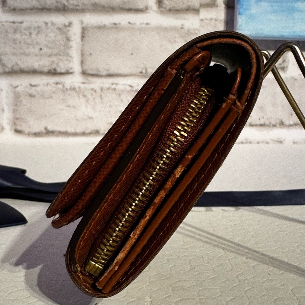 Louis Vuitton Monogram Porte Monnaie Billets Tresor - Picture 3 of 10